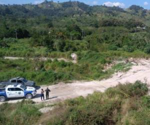 Los cadáveres fueron encontrados en un sector solitario de la colonia Loma Linda en el municipio de Choloma, Cortés. Foto: EL HERALDO