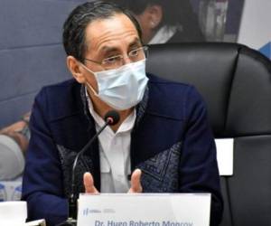 Monroy pasará a dirigir una unidad médica que se encargará de la construcción de siete hospitales con fondos del banco mundial, explicó Giammattei.