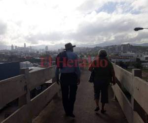 Las dos principales ciudades de Honduras registran presencia de lluvia este miércoles.