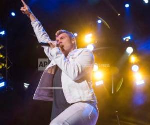 En esta foto del 16 de junio del 2018, Nick Carter de los Backstreet Boys canta en KTUphoria 2018 en Wantagh, Nueva York.