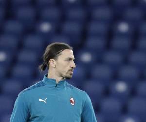 Ibrahimovic, goleador histórico de Suecia con 62 tantos en 112 partidos, dijo que había echado de menos jugar con la selección. Foto:AP