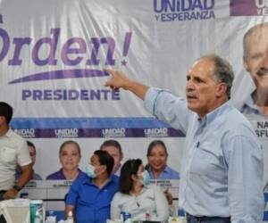 Nasry 'Tito' Asfura se encuentra en la zona norte haciendo campaña previo a las elecciones primarias de Honduras.