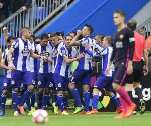 El Deportivo la Coruña celebra el triunfo luego de una semana de ensueño del Barcelona en la Champions League. Foto: AFP