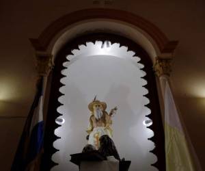 La imagen de San Benito, que no salió de la Iglesia de Masaya para las fiestas patronales. Foto AFP
