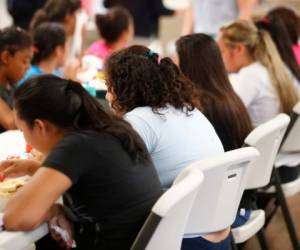 Son más niños detenidos lejos de sus padres que en cualquier otro país, según investigadores de Naciones Unidas. Fotos: AP.