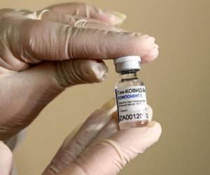 México se suma a una docena de países que ya aprobaron la vacuna rusa contra el covid-19, entre ellos Argentina y Venezuela. Foto: AFP