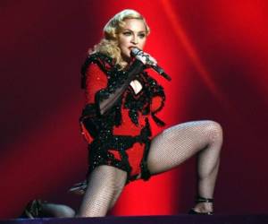 Madonna tuvo una niñez muy solitaria ya que muchos la llamaban “la niña de cara rara”.
