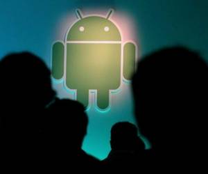 Android es un sistema operativo para teléfonos móviles, está basado en Linux, un núcleo de sistema operativo libre, gratuito y multiplataforma. (Foto: AFP)