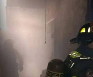 La víctima fue identificada como Reina Isabel, quien se encontraba en uno de los dormitorios del recinto cuando se produjo el incendio.
