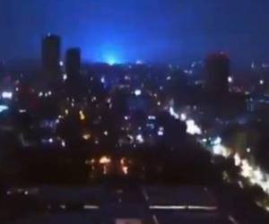 Las luces iluminaron el cielo mexicano por varios segundos.