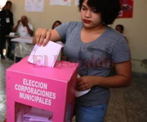 En Honduras se ponen a disposición más de tres mil cargos oficiales de elección en el nivel municipal. Foto: El Heraldo.