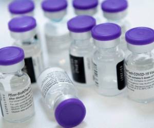 La vacuna de BioNTech/Pfizer se basa en la tecnología ARNm y fue la primera vacuna contra el covid-19 aprobada en los países occidentales a finales del año pasado. Foto: AFP