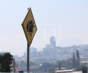La calidad del aire en Tegucigalpa registra niveles preocupantes este lunes 11 de mayo, de acuerdo con mediciones de plataformas internacionales de monitoreo ambiental. Según <a href=https://www.accuweather.com/?utm_source=chatgpt.com>AccuWeather</a>, la capital hondureña mantiene un índice de calidad del aire de 60, considerado como “malo” para grupos sensibles.
