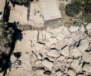 Un terremoto de magnitud 4,7 sacudió Nápoles y la zona de los Campi Flegrei, dejando 26 heridos, dos de ellos graves, y severos daños en Pozzuoli. Aquí las imágenes de los daños dejados por el sismo.