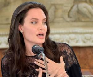 Angelina Jolie se encontraba en Camboya promocionando su nueva película. Foto: AFP