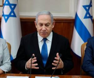 Netanyahu rechaza haber obrado ilegalmente y ha dicho que es víctima de un “conato de golpe de Estado” por parte de investigadores policiales y fiscales. AP.