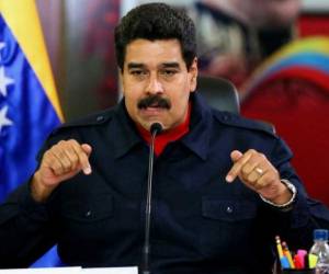 Los opositores, tanto los que promovieron la abstención como los que participaron, acusaron al gobierno de 'comprar' votos y chantajear con sus programas sociales.