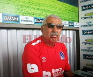 El técnico de Olimpia se mostró desconforme con el comunicado de las Águilas. Foto: EL HERALDO