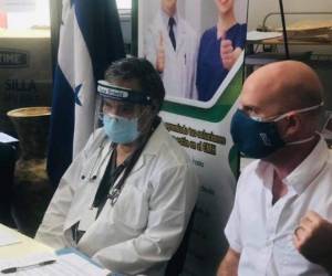 El vicepresidente del CMH, Samuel Santos, exigió que se cerrarán los comercios. Foto: Cortesía.