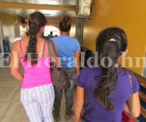 Ester Marín Rodríguez, víctima de violación fue acompañada por sus dos hermanas a quienes se les practicarán estudios y se les brindará atención psicológica, Foto: Juan Díaz/El Heraldo.