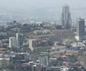 Las casas residenciales en la capital se ubican en zonas de alta plusvalía. Foto : Johnny Magallanes /El Heraldo