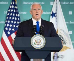 Mike Pence, vicepresidente de Estados Unidos, durante una comparecencia de prensa. Foto AFP