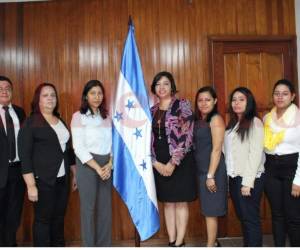 Los nuevos jueces fueron juramentados ayer por la presidenta de la Corte de Apelaciones, Julissa Aguilar.