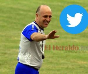 El técnico de la Selección de Honduras nuevamente recibe fuertes críticas.