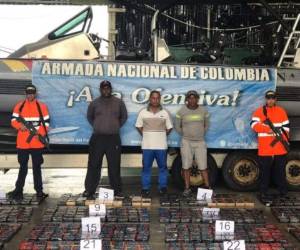 Fueron incautadas más de una tonelada de alcaloides en el Pacífico colombiano. Foto cortesía Armada Nacional de Colombia/Twitter