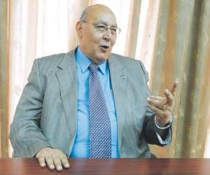 El magistrado presidente del Tribunal Superior de Cuentas, Miguel Mejía, informó sobre la auditoría en el IHSS.