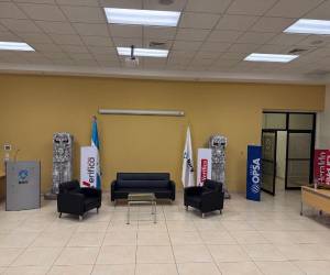 El evento se desarrolla en el auditorio 3 de la UJCV, de 9:30 a 11:30 de la mañana, y forma parte del programa de educación mediática de EH Verifica.