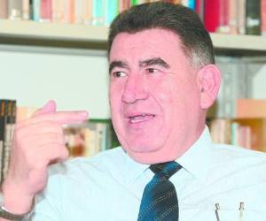 Manuel Bautista se convierte en el nuevo gobernador propietario ante el Fondo Monetario