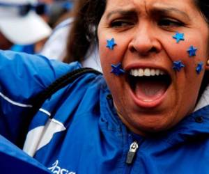 Los hondureños están por todos lados en San José California. Gritos, porras y emoción inundan los alrededores del Avaya Stadium. Foto Neptalí Romero/OPSA