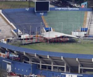 El estadio Nacional y el BCH son remozados para el evento. (Foto: El Heraldo Honduras/ Noticias Honduras hoy)