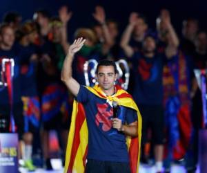 Xavi reemplazará a Ronald Koeman, quien fue despedido la semana pasada después de una serie de derrotas del club catalán, que no pudo recontratar a Lionel Messi.
