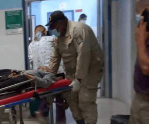 El Cuerpo de Bomberos de Honduras trasladó al herido al centro asistencial, donde murió dos horas después.