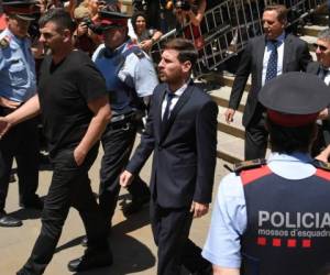 'Lo único que sabía es que firmábamos acuerdos con determinados patrocinadores, por una cantidad equis de dinero' dijo Messi. Foto: AFP