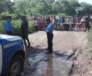 El descubrimiento del cuerpo se reportó esta mañana en el barrio El Edén, ubicado al sureste de la ciudad de Choluteca. Según informes preliminares, el menor tenía apenas 15 días de nacido.