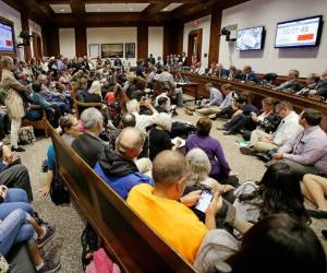 Luis Vicente Pedrote Salinas, de 25 años, presentó una demanda contra la policía de Chicago el martes, alegando que se lo incluyó erróneamente en una base de datos de pandillas.