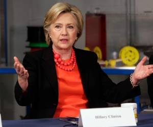 Los Clinton están incluso más disgustados de que el discurso de Sanders parece atraer y conservar a los electores jóvenes.