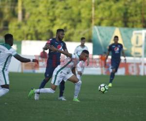 Platense y Motagua se miden en el primer round de semifinales del fútbol hondureño. (Fotos: Edwin Romero / EL HERALDO)