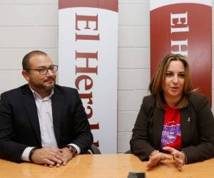 Miguel Ángel Bonilla y Ana Muñoz invitan a la población a apoyar el Relevo por la Vida en el Estadio Chochi Sosa. Foto Marvin Salgado / EL HERALADO
