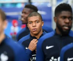 Kylian Mbappé de 18 años es el nuevo jugador del PSG. (AFP)
