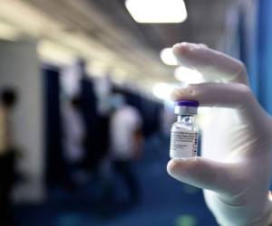 Más de 10 millones de personas se han vacunado ya en el Reino Unido, donde el virus ha matado a más de 109,000 personas.