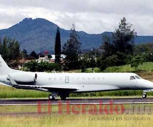 El avión presidencial Legacy-600 año 2009 ingresó al país en octubre de 2009.