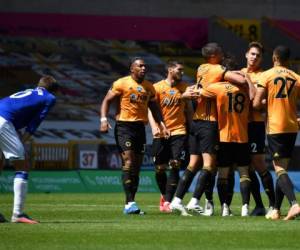 Wolverhampton está en una buena posición para clasificarse para la Europa League por segunda vez consecutiva. AFP.