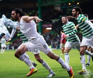 El Celtic es campeón por novena vez consecutiva, por lo que iguala un récord del Glasgow Rangers (1989-1997). Foto: Celtic/Twitter.