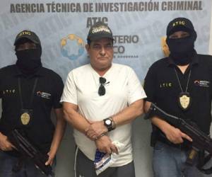 Al sospechoso se le vincula con el Escuadrón 3-16, conformado por supuestos militares, a quienes se les señala de perpetrar crímenes en las décadas de los 80's y 90's en el país.