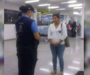 Karen Vanessa Cárcamo Flores es la hondureña capturada por Interpol. Foto: Cortesía Policía Nacional.