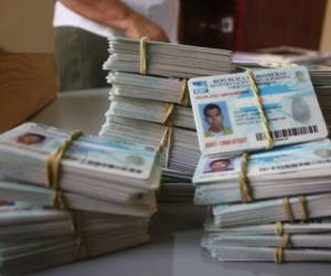 La tarjeta de identidad es una de las más desfasadas de Centroamérica.